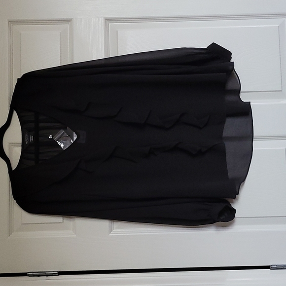 Black ruffled blouse - Picture 1 of 5